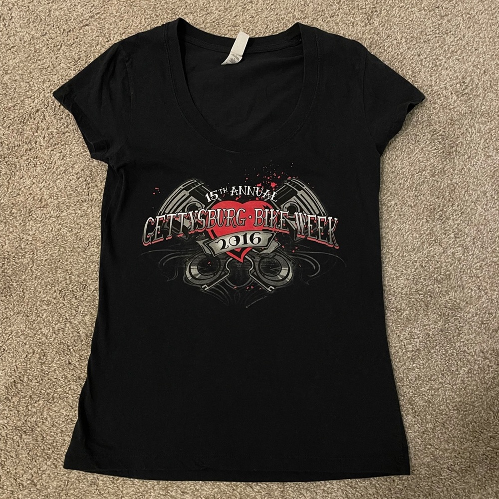 black short sleeve bike graphic t shirt